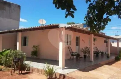 Casa com 2 quartos à venda na Rua 6, Ferradura Mirim, Bauru