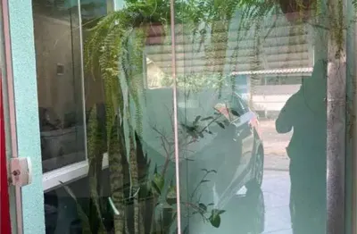 Casa com 2 quartos à venda na Rua Alfredo Gonçalves D'Abril, Jardim Ivone, Bauru