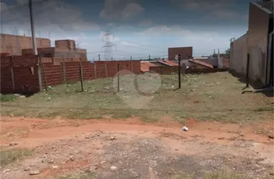 Terreno à venda na Rua Maria Elfrida Hjertquist, Jardim Ivone, Bauru