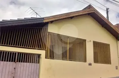 Casa com 4 quartos à venda na Rua José Bastos, Vila Falcão, Bauru