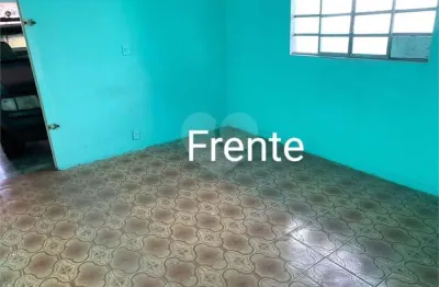 Casa com 2 quartos à venda na Rua Maninho Cardoso, Vila Popular, Bauru