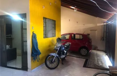 Casa com 3 quartos à venda na Rua Noé Onofre Teixeira, Jardim Dona Lili, Bauru