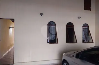 Casa com 2 quartos à venda na Rua José Fernando do Amaral, Parque Paulista, Bauru