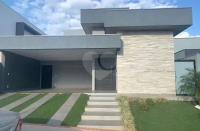 Casa em condomínio fechado com 3 quartos à venda na Avenida Comendador José da Silva Martha, Vila Santista, Bauru