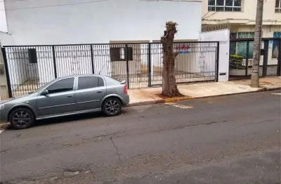 Casa com 3 quartos à venda na Rua Sete de Setembro, Centro, Bauru
