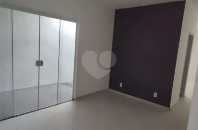 Casa com 2 quartos à venda na Rua Waldemar Fabris, Parque Jaraguá, Bauru