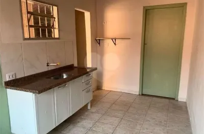 Casa com 3 quartos à venda na Rua Gonçalves Dias, Vila Bela, Bauru