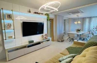 Apartamento semimobiliado no bairro country, com 03 dormitórios e 154m² privativos
