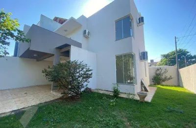 Casa com 4 quartos para alugar na Rua Paraná, Coqueiral, Cascavel