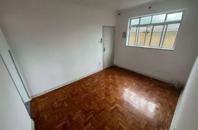 Campo grande- apartamento de 2 dormitórios- vaga coletiva- ref 2206
