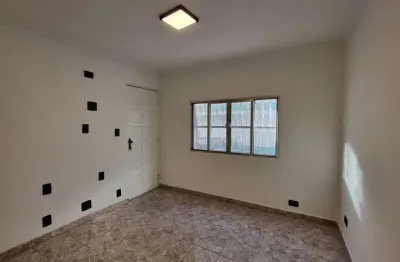 Aparecida- apartamento terreo bnh -reformado-2 dormitorios-gar coletiva- ref 2366