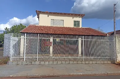 Sobrado com 3 suítes à venda, 252,89 m² por r$ 350.000,00 – centro, cosmorama/sp
