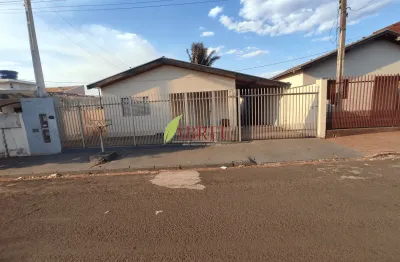 Duas casas à venda no mesmo terreno, totalizando 176,77 m² – r$ 280.000,00 – centro, cosmorama/sp