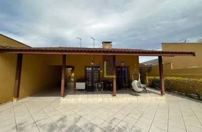 Casa com 4 dormitórios à venda, 216 m² por r$ 899.900,00 - centro - pinhais/pr