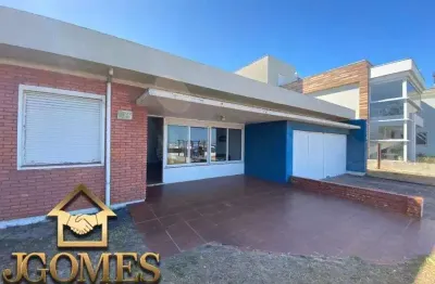 Casa com 3 quartos à venda na Avenida Beira Mar, Centro, Tramandaí