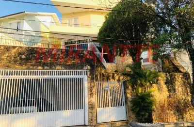 Sobrado de 277m² com 4 quartos em jardim kherlakian