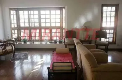 Sobrado de 317m² com 3 quartos em palmas do tremembé