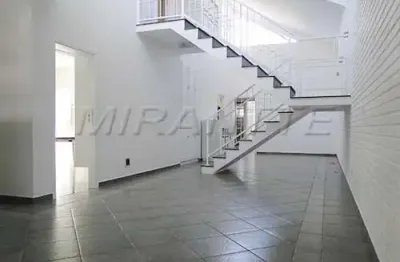 Sobrado de 360m² com 4 quartos em palmas do tremembé