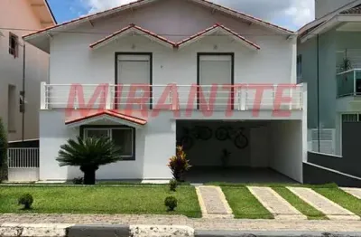 Casa com 4 quartos à venda na Rua Espanha, Centro, Arujá
