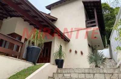 Sobrado de 470m² com 3 quartos em serra da cantareira