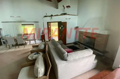Sobrado de 450m² com 3 quartos em serra da cantareira