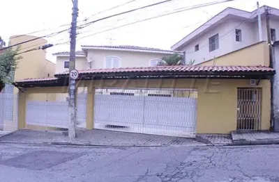 Sobrado de 300m² com 4 quartos em palmas do tremembé