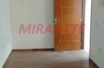 Cond. fechado de 300m² com 7 quartos em freguesia do ó