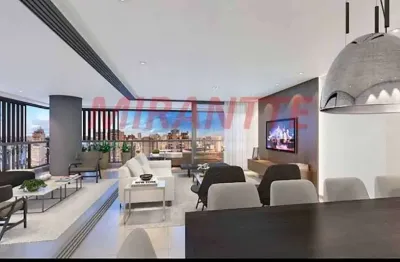 Apartamento de 247m² com 4 quartos em vila nova conceição
