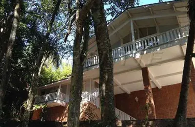 Casa terrea de 200m² com 2 quartos em serra da cantareira