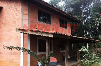 Sobrado de 300m² com 3 quartos em serra da cantareira