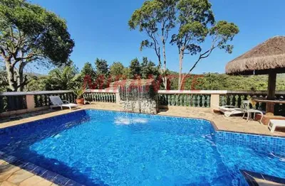 Casa terrea de 300m² com 4 quartos em serra da cantareira