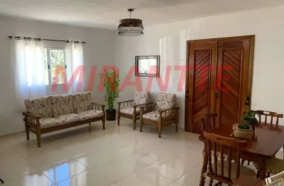 Chácara de 170m² com 3 quartos em centro - mairiporã