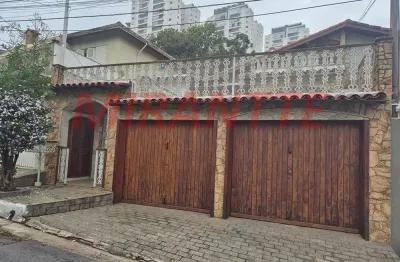 Sobrado de 80m² com 3 quartos em conjunto residencial santa terezinha