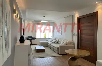 Sobrado de 184m² com 3 quartos em jardim do colégio (zona norte)