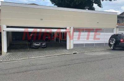 Cond. fechado de 82m² com 2 quartos em vila constança