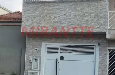 Sobrado de 8.2m² com 3 quartos em vila dom pedro ii