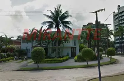 Sobrado de 350m² com 5 quartos em riviera de sao lourenco