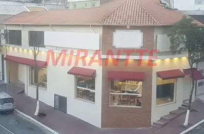 Comercial de 400m² com 3 quartos em santa terezinha