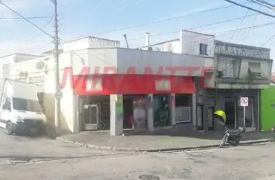 Comercial de 550m² com 2 quartos em casa verde média