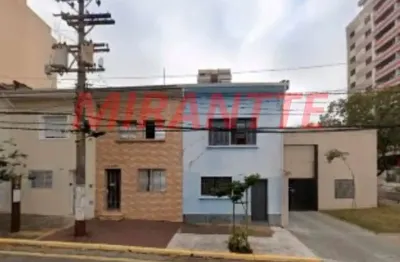 Casa com 2 quartos à venda na Rua Catão, Vila Romana, São Paulo