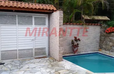Sobrado de 200m² com 3 quartos em serra da cantareira