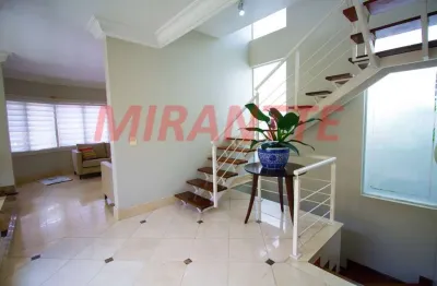 Sobrado de 320m² com 4 quartos em palmas do tremembé