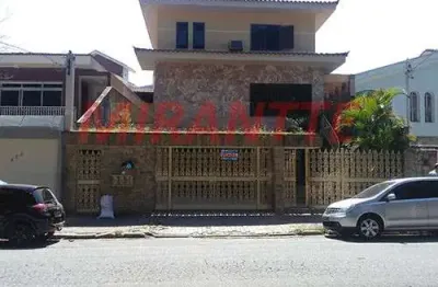 Sobrado de 360m² com 4 quartos em palmas do tremembé