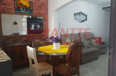Sobrado de 88m² com 4 quartos em jardim virginia bianca