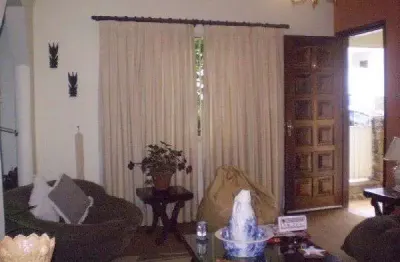Casa com 3 quartos à venda na Rua Ilicínia, Vila Rosa, São Paulo