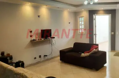 Casa com 5 quartos à venda na Rua São Pedro da Aldeia, Vila Nivi, São Paulo