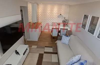 Apartamento de 60m² com 2 quartos em vila constança