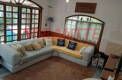 Casa terrea de 200m² com 6 quartos em vila irmaos arnoni