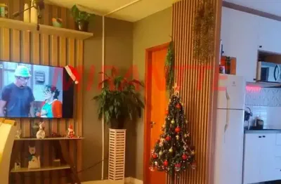 Apartamento de 36m² com 2 quartos em vila aurora (zona norte)