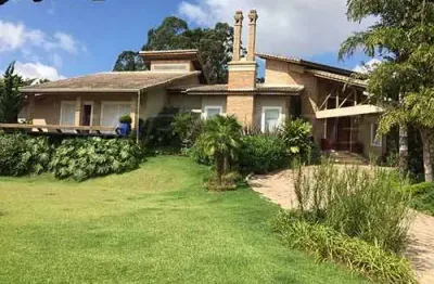 Casa terrea de 4000m² com 3 quartos em aldeia da serra